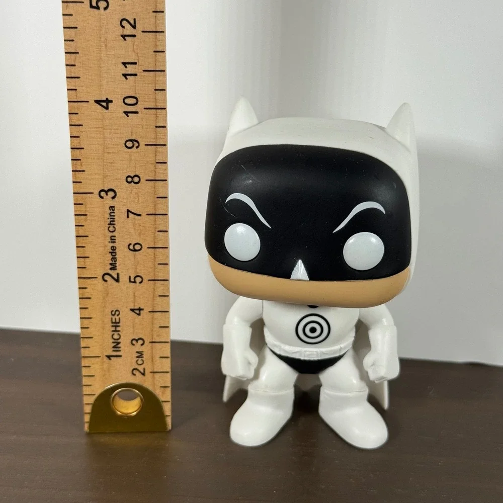 Funko Pop! DC Batman White Lantern Vinyl Figure #139 NYCC Exclusive Loose OOB